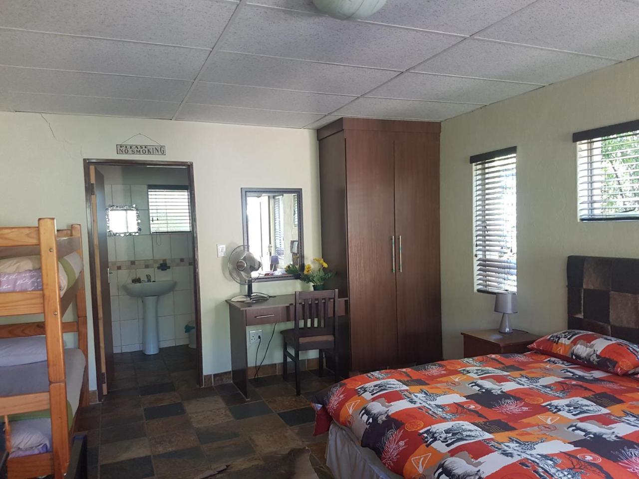 Kareekloof Game Farm Farm stay
