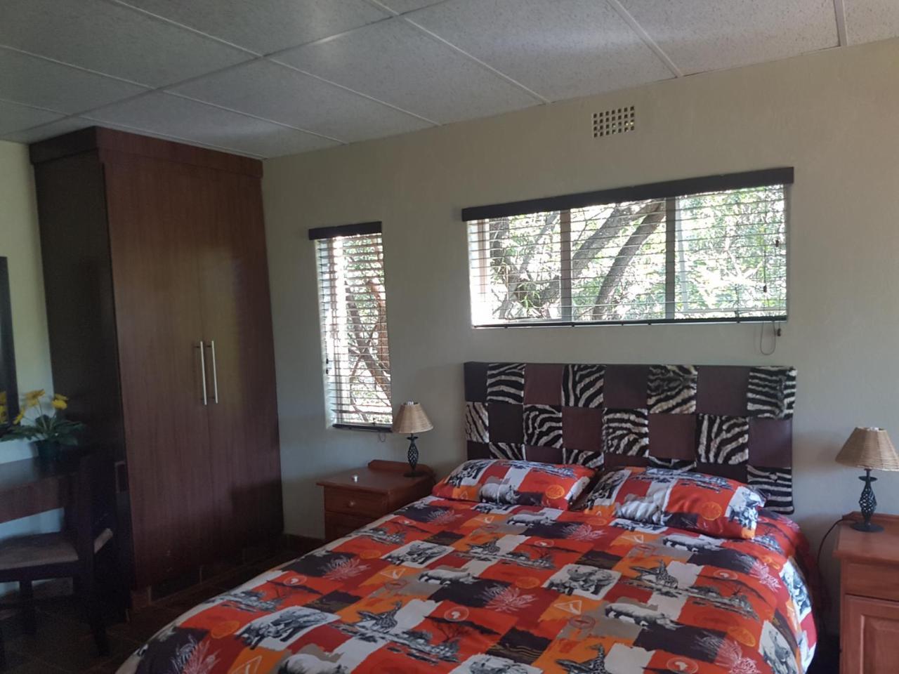 Kareekloof Game Farm Farm stay